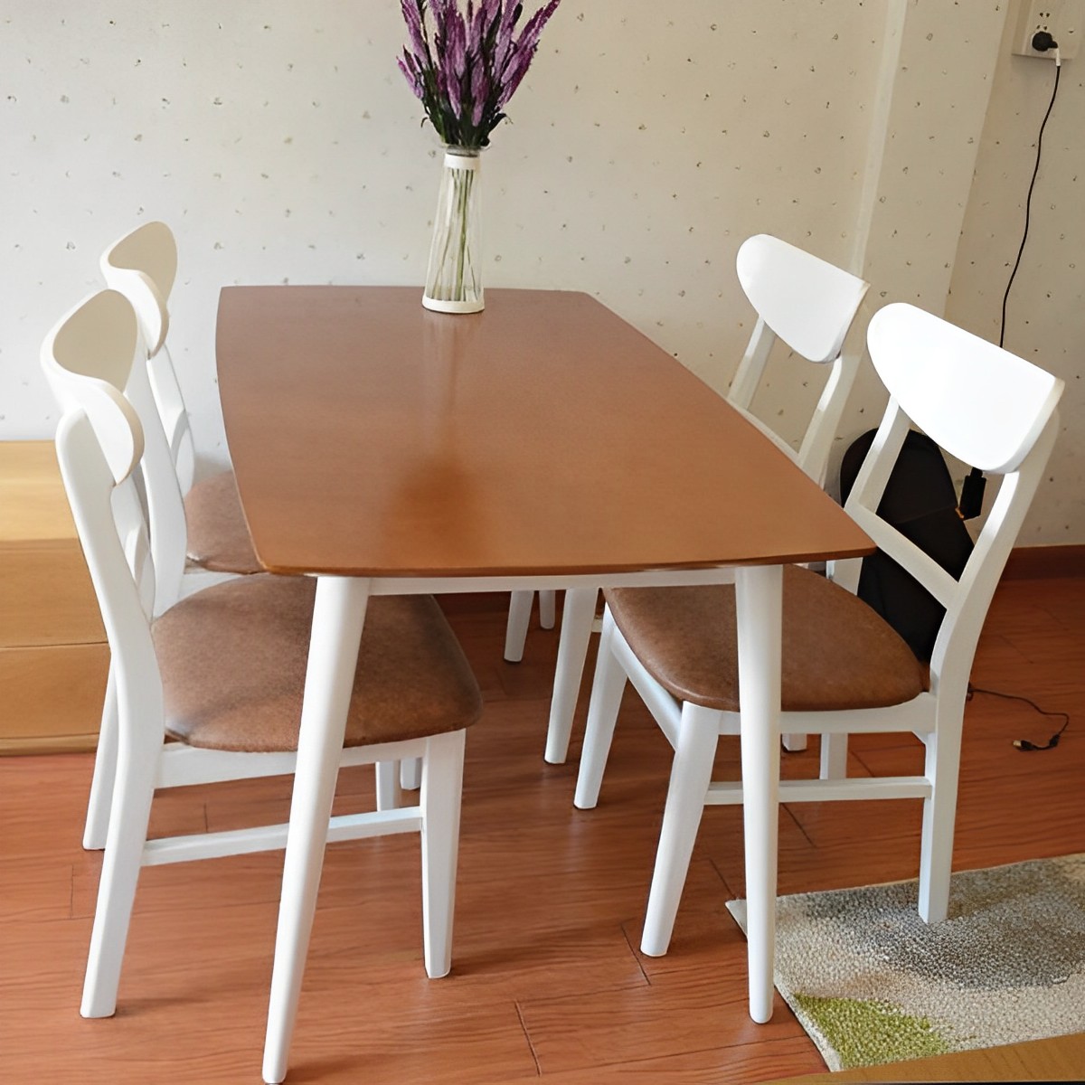 Kelebihan set meja makan modern warna kombinasi duco putih aesthetic
